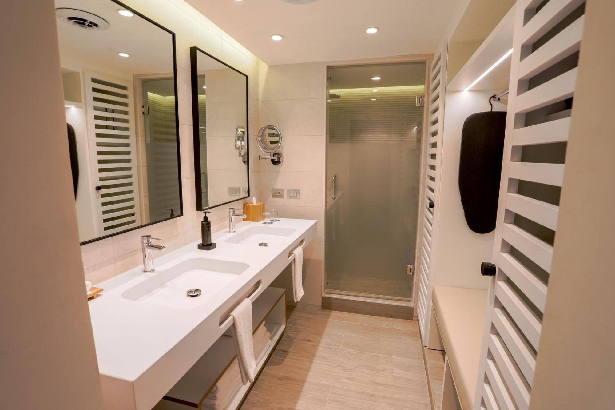 Junior Suite Privileged Deluxe con accesso piscina